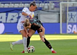 FC Carl Zeiss Jena Frauen Gegen FC Bayern Muenchen 05052025 08